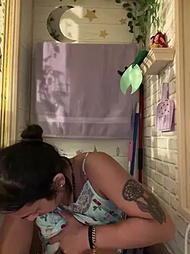 Snapshot of TranSexualJade95 chatting on 31, 3, 2026 TranSexualJade95 online show from 31, 3, 2026