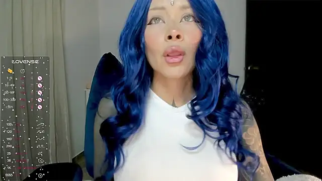 Snapshot of AlinaLukyanova chatting on 28, 4, 2026 AlinaLukyanova online show from 28, 4, 2026