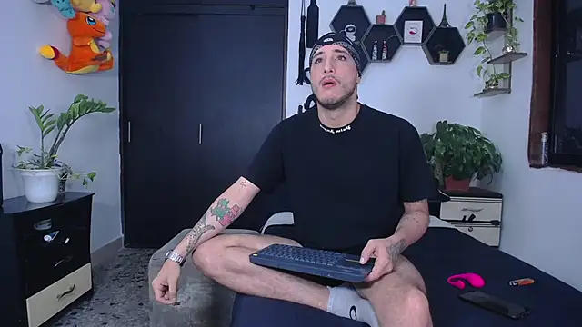 Borsalino Adam online show from 19, 10, 2025