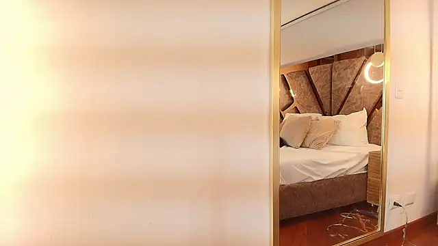 zarah andrew   online show from 30, 9, 2025