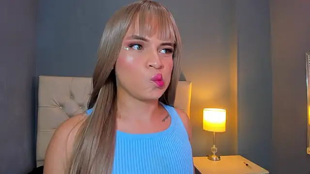 OrianaSaenz  online show from 5, 2, 2026