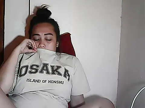 Snapshot of Pinay_Chubby20 chatting on 22, 4, 2026 Pinay Chubby20 online show from 22, 4, 2026