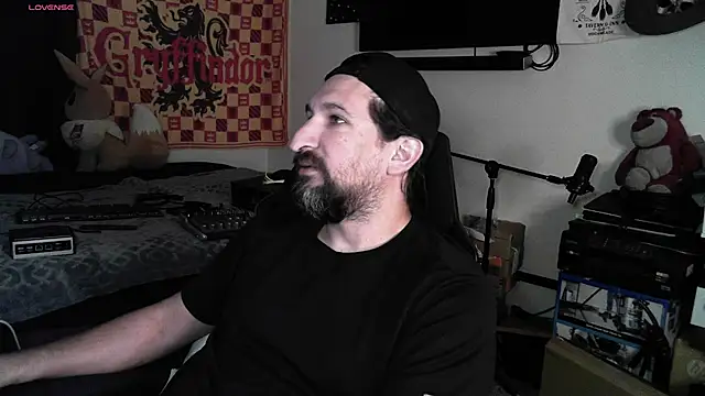 DevilPup75  online show from 11, 1, 2026