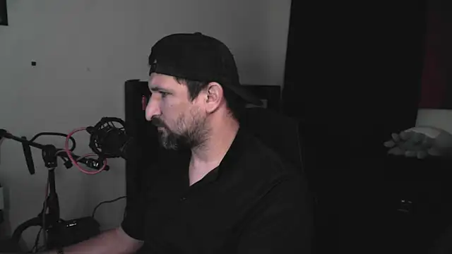 Snapshot of DevilPup75_ chatting on 14, 7, 2026 DevilPup75 online show from 14, 7, 2026