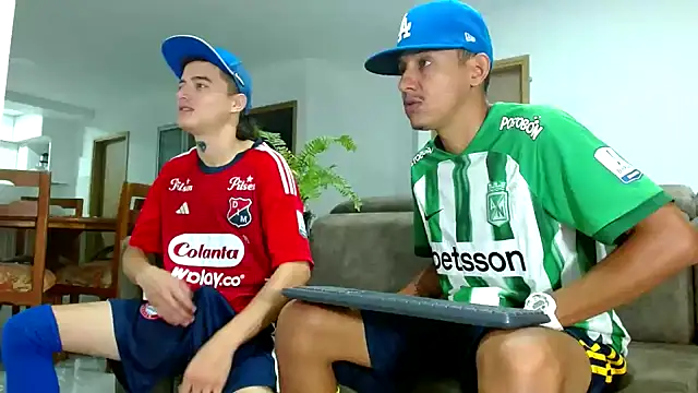 Snapshot of skinny23cm chatting on 7, 3, 2025 skinny23cm online show from 7, 3, 2025