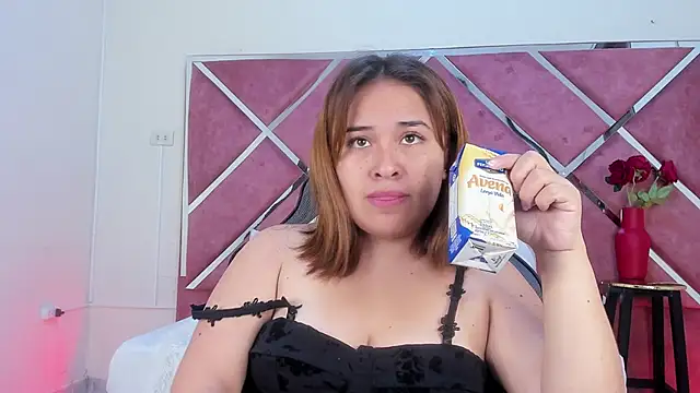 sara-lopez1 online show from 26, 9, 2025