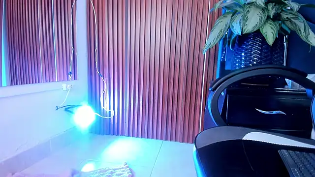 sara-lopez1 online show from 23, 10, 2025