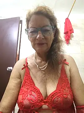 MaryeLunna online show from 6, 11, 2025