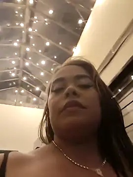 EmilyDuran  online show from 5, 11, 2025