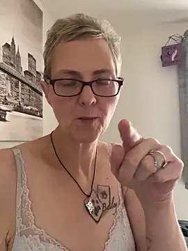 Curvy-Jinx online show from 31, 10, 2025