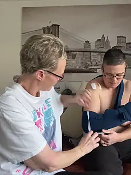 Curvy-Jinx online show from 24, 11, 2025