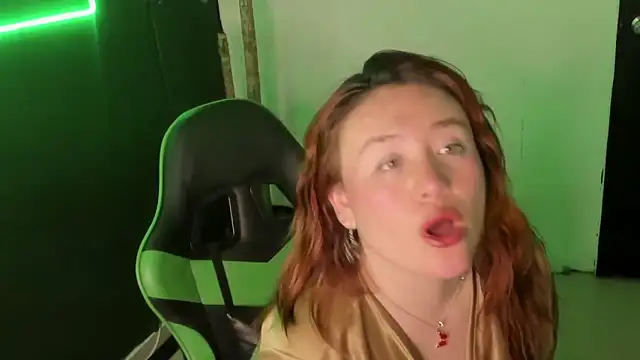 AliaMiller  online show from 5, 2, 2026