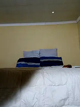 Snapshot of BellsStyles chatting on 11, 10, 2025 BellsStyles online show from 11, 10, 2025