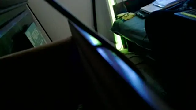 Snapshot of Luv2SuckBWC92 chatting on 4, 12, 2025 Luv2SuckBWC92 online show from 4, 12, 2025