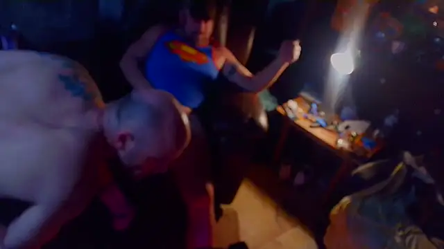 Luv2SuckBWC92 online show from 15, 12, 2025