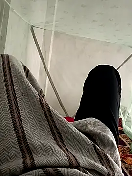 Snapshot of monubigcoock chatting on 13, 10, 2025 monubigcoock online show from 13, 10, 2025