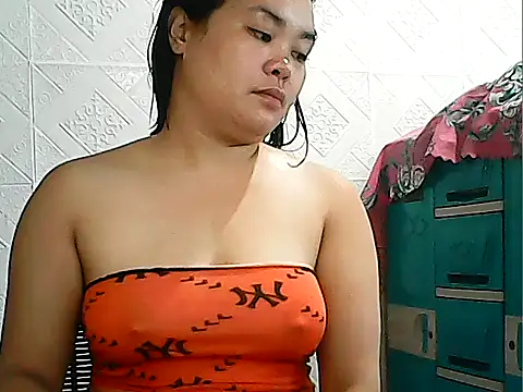 CreamyPussy4uxx online show from 20, 2, 2026