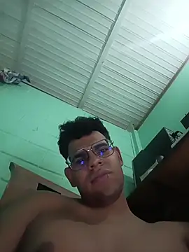 Bigtiti01 online show from 17, 11, 2025