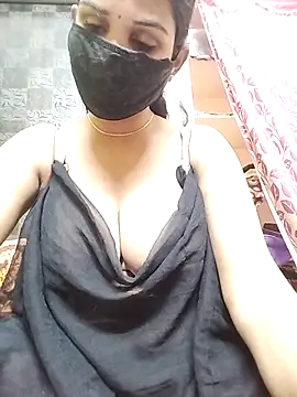 Snapshot of Devi-with-Ram chatting on 5, 4, 2026 Devi-with-Ram online show from 5, 4, 2026