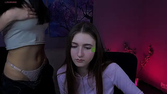 Snapshot of nekky_mouse chatting on 17, 1, 2026 nekky mouse online show from 17, 1, 2026