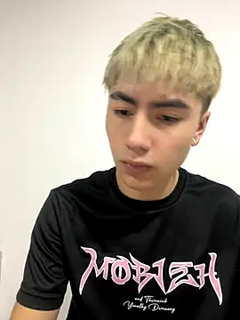 AlexanderCollman online show from 4, 12, 2025