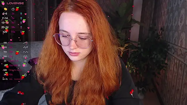 LunaSweet18 online show from 16, 10, 2025