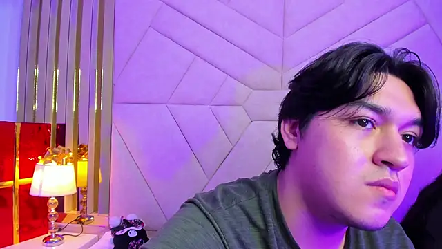 EmilyANDrew  online show from 21, 12, 2025