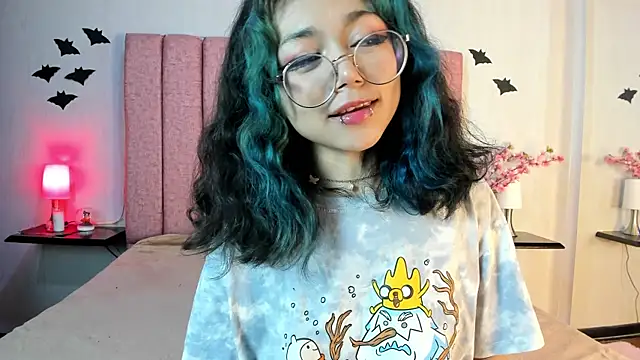 TerumiKitty online show from 13, 11, 2025