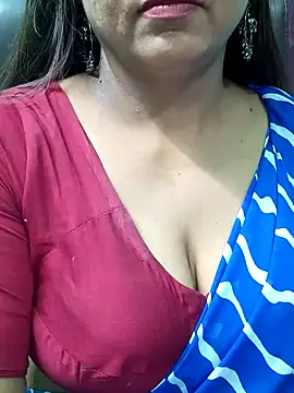 Snapshot of Bhanu-Sharma chatting on 14, 7, 2026 Bhanu-Sharma online show from 14, 7, 2026