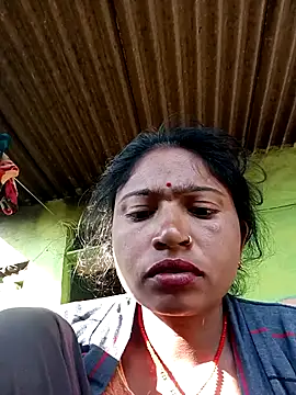 Snapshot of Payal-0143 chatting on 5, 12, 2025 Payal-0143 online show from 5, 12, 2025
