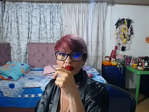 Snapshot of isabella-lips007 chatting on 3, 5, 2026 isabella-lips007 online show from 3, 5, 2026