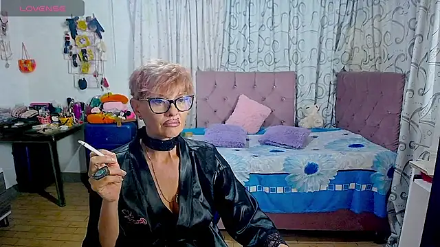 Snapshot of isabella-lips007 chatting on 20, 5, 2026 isabella-lips007 online show from 20, 5, 2026