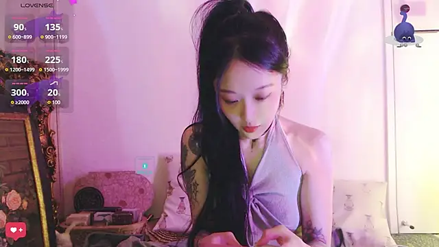 Etherealcat33 online show from 22, 10, 2025