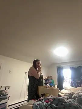 mommyxxmilkerxx online show from 14, 4, 2026