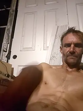 Snapshot of Hungwell1515 chatting on 7, 5, 2026 Hungwell1515 online show from 7, 5, 2026