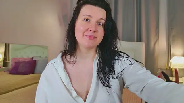 Snapshot of love_me__tonight_ chatting on 25, 10, 2025 love me tonight online show from 25, 10, 2025