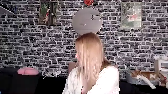 SexyMilf 37 online show from 22, 11, 2025