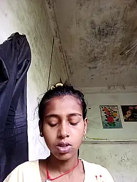 Snapshot of Saniye-143 chatting on 9, 9, 2025 Saniye-143 online show from 9, 9, 2025