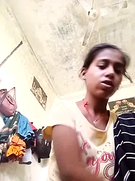 Snapshot of Saniye-143 chatting on 10, 9, 2025 Saniye-143 online show from 10, 9, 2025