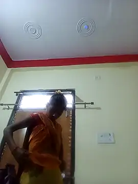 Snapshot of Saniye-143 chatting on 30, 9, 2025 Saniye-143 online show from 30, 9, 2025