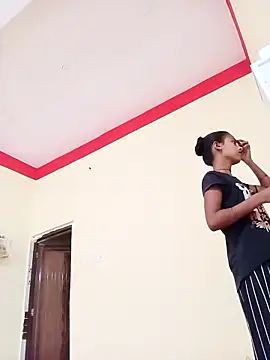 Snapshot of Saniye-143 chatting on 11, 10, 2025 Saniye-143 online show from 11, 10, 2025