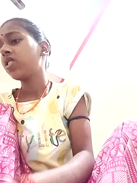 Snapshot of Saniye-143 chatting on 15, 10, 2025 Saniye-143 online show from 15, 10, 2025