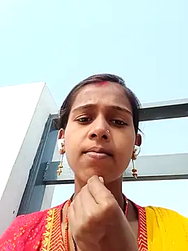 Snapshot of Saniye-143 chatting on 20, 11, 2025 Saniye-143 online show from 20, 11, 2025