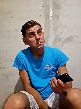 Snapshot of Alex-andru88 chatting on 7, 11, 2025 Alex-andru88 online show from 7, 11, 2025