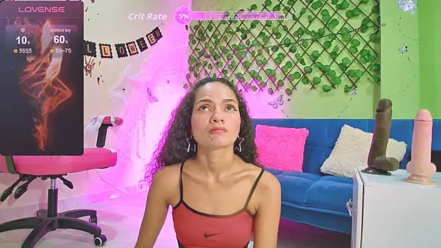 Karen Ariass online show from 27, 10, 2025