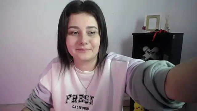 Katrin kiss  online show from 17, 11, 2025