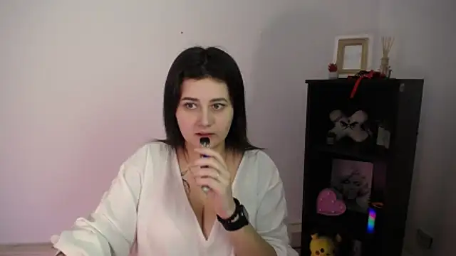 Katrin kiss  online show from 1, 12, 2025