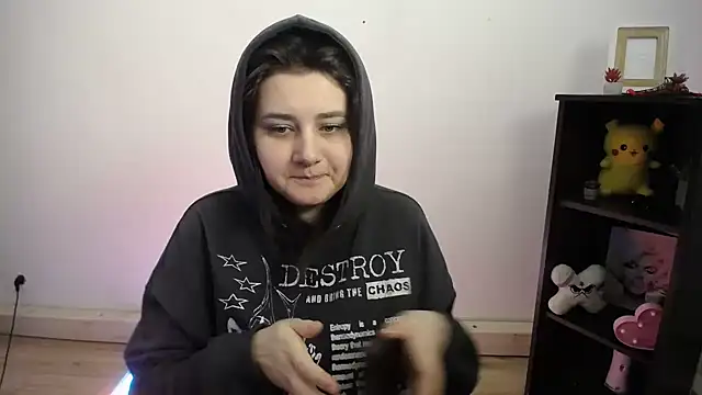 Katrin kiss  online show from 23, 2, 2026