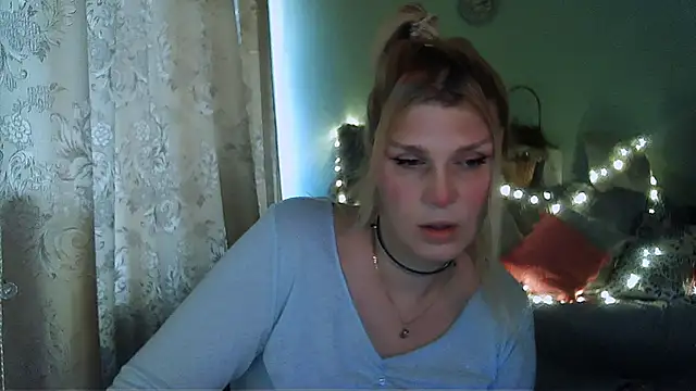 Snapshot of TsPostophere chatting on 7, 2, 2025 TsPostophere online show from 7, 2, 2025