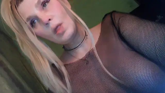 Snapshot of TsPostophere chatting on 9, 2, 2025 TsPostophere online show from 9, 2, 2025